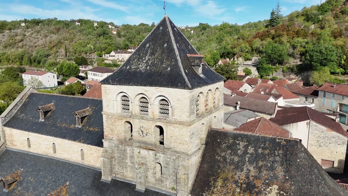 Clocher vu par drone